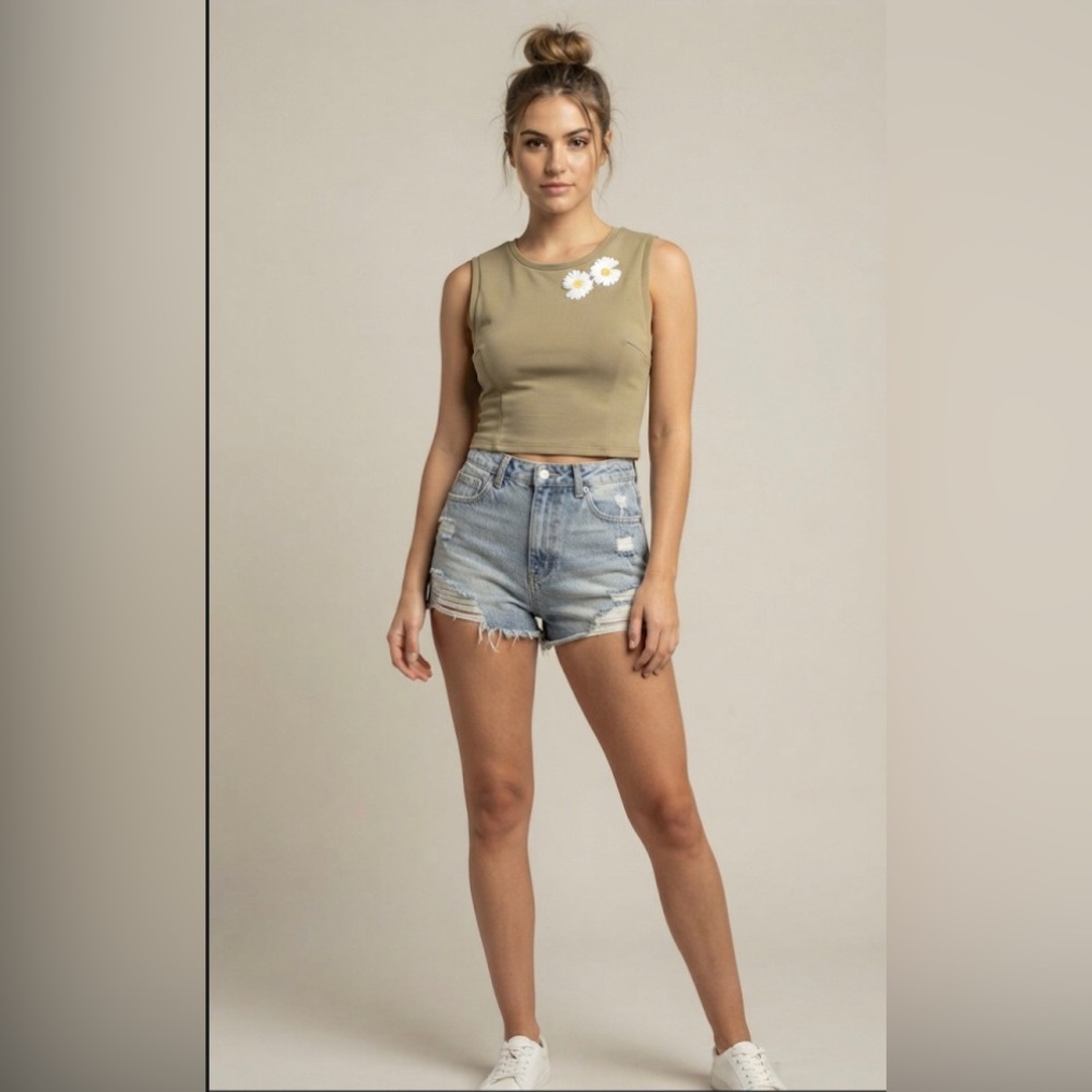 Revamped | olive green sleeveless tank top | size L